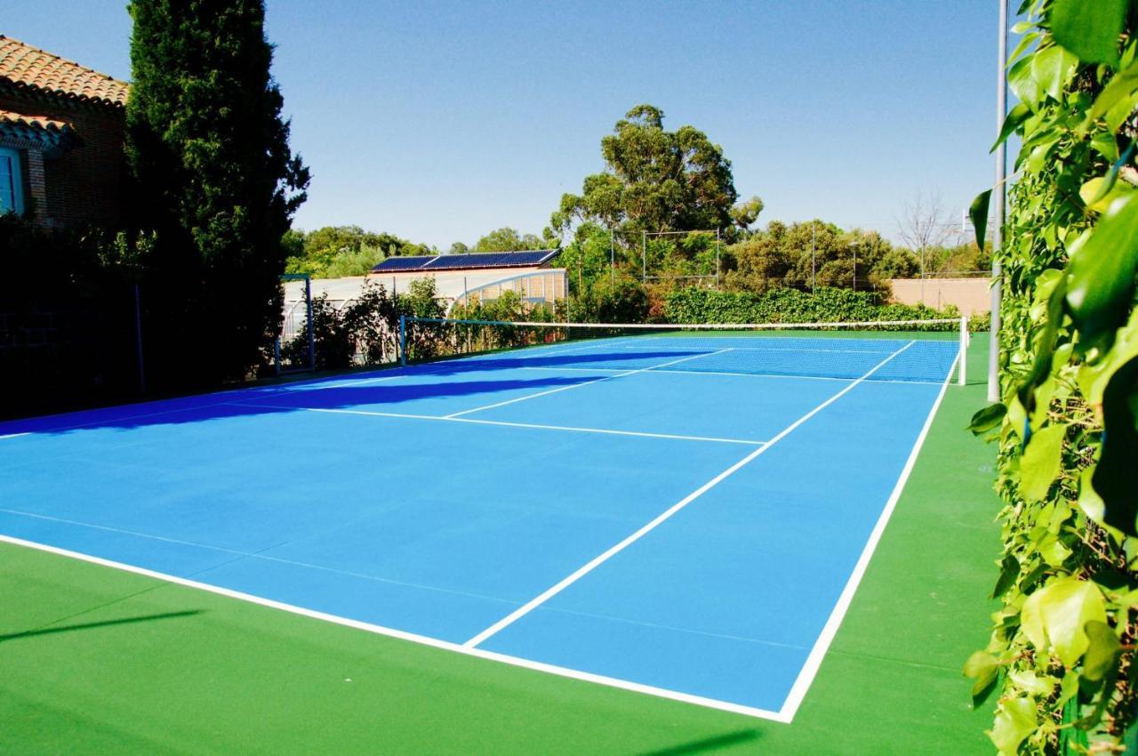Apartamentos Individuales Con Piscina Galapagar Kültér fotó